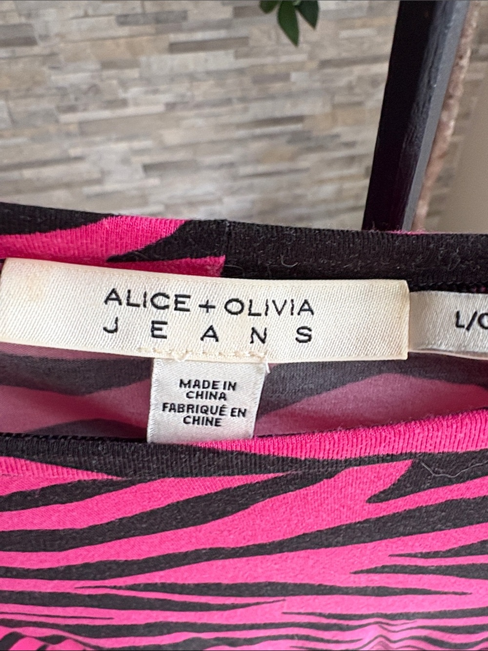Alice + Olivia Jeans Pink & Black Zebra Print top